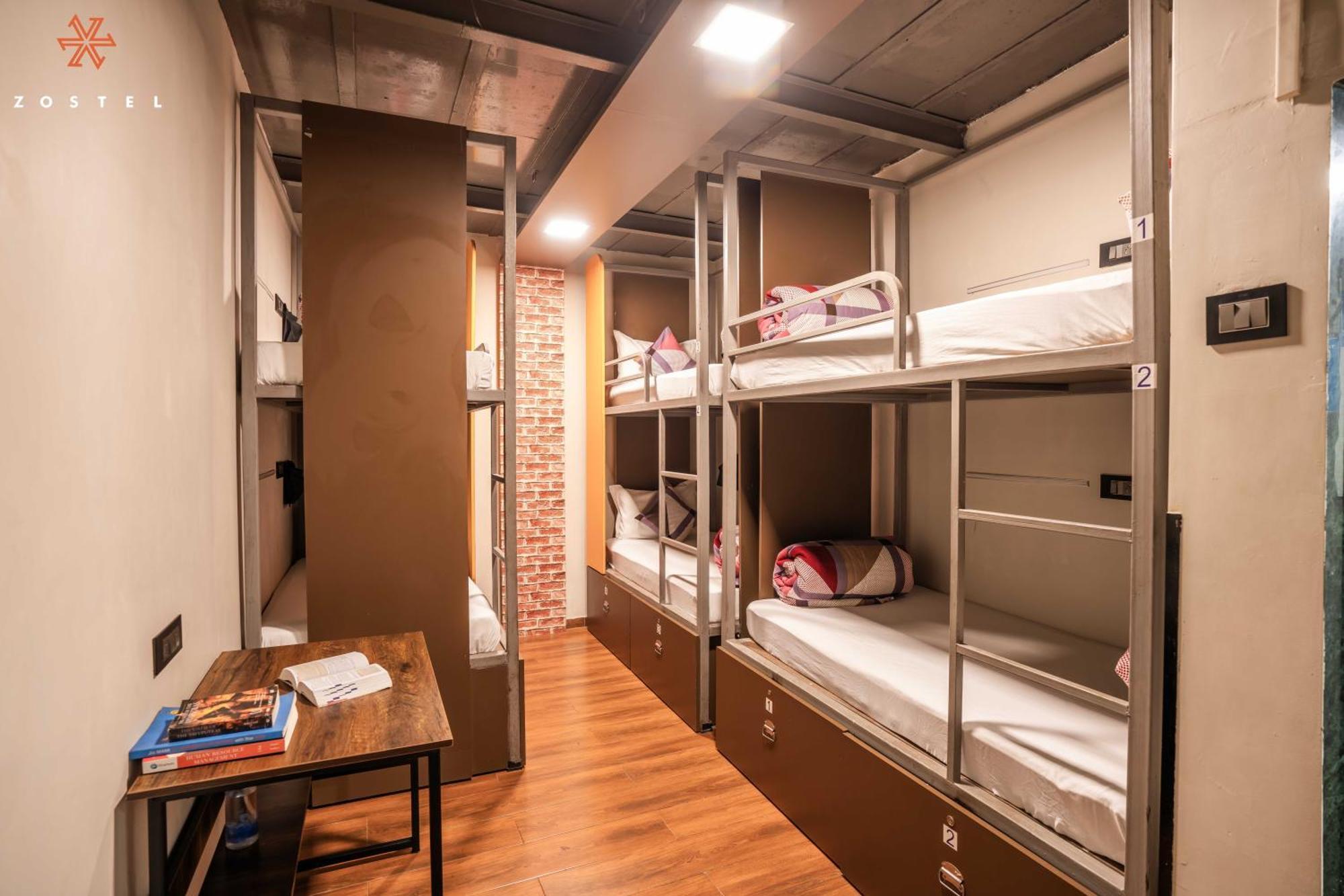 Bed in 6-Bed Mixed Dormitory Room